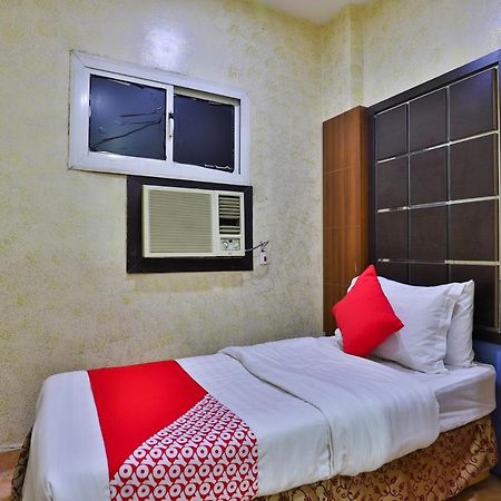 OYO 396 Alam Al Sala Al Kobra Towers Hotel Jeddah Bagian luar foto