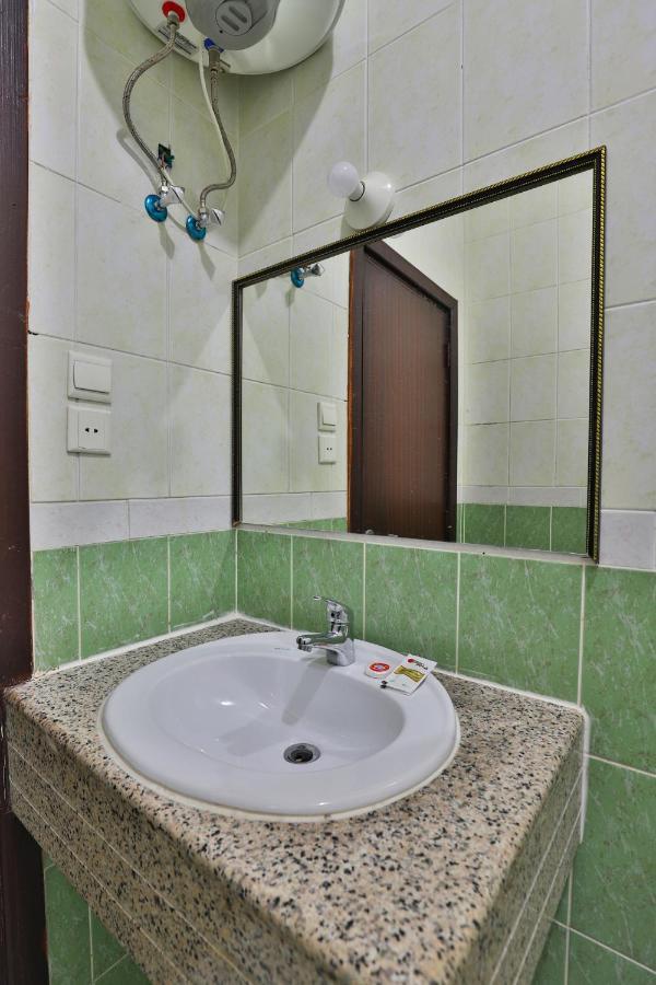 OYO 396 Alam Al Sala Al Kobra Towers Hotel Jeddah Bagian luar foto